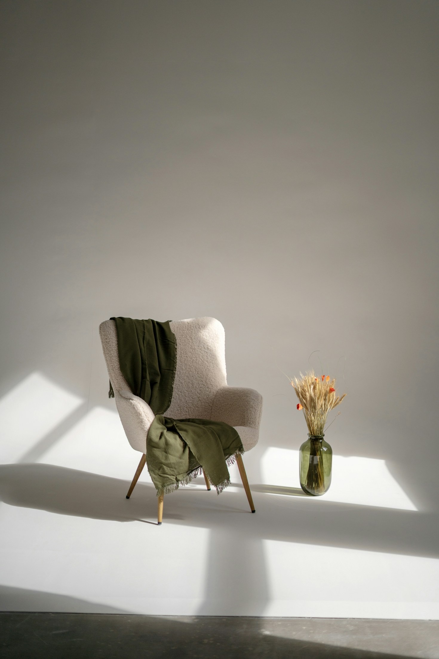 Earthy Minimalist Decor: Creating a Sage Green Sanctuary